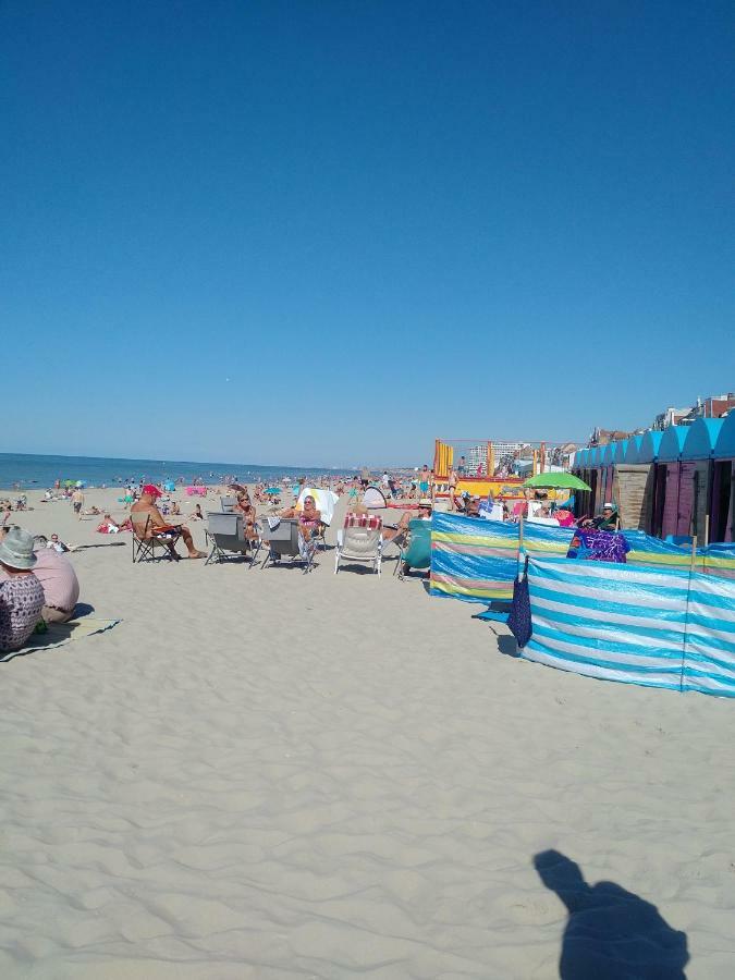 meublé saisonnier plage 200 m Dunkirk Extérieur photo